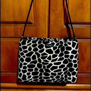 🔥Kate Spade black and white faux fur bag ♠️